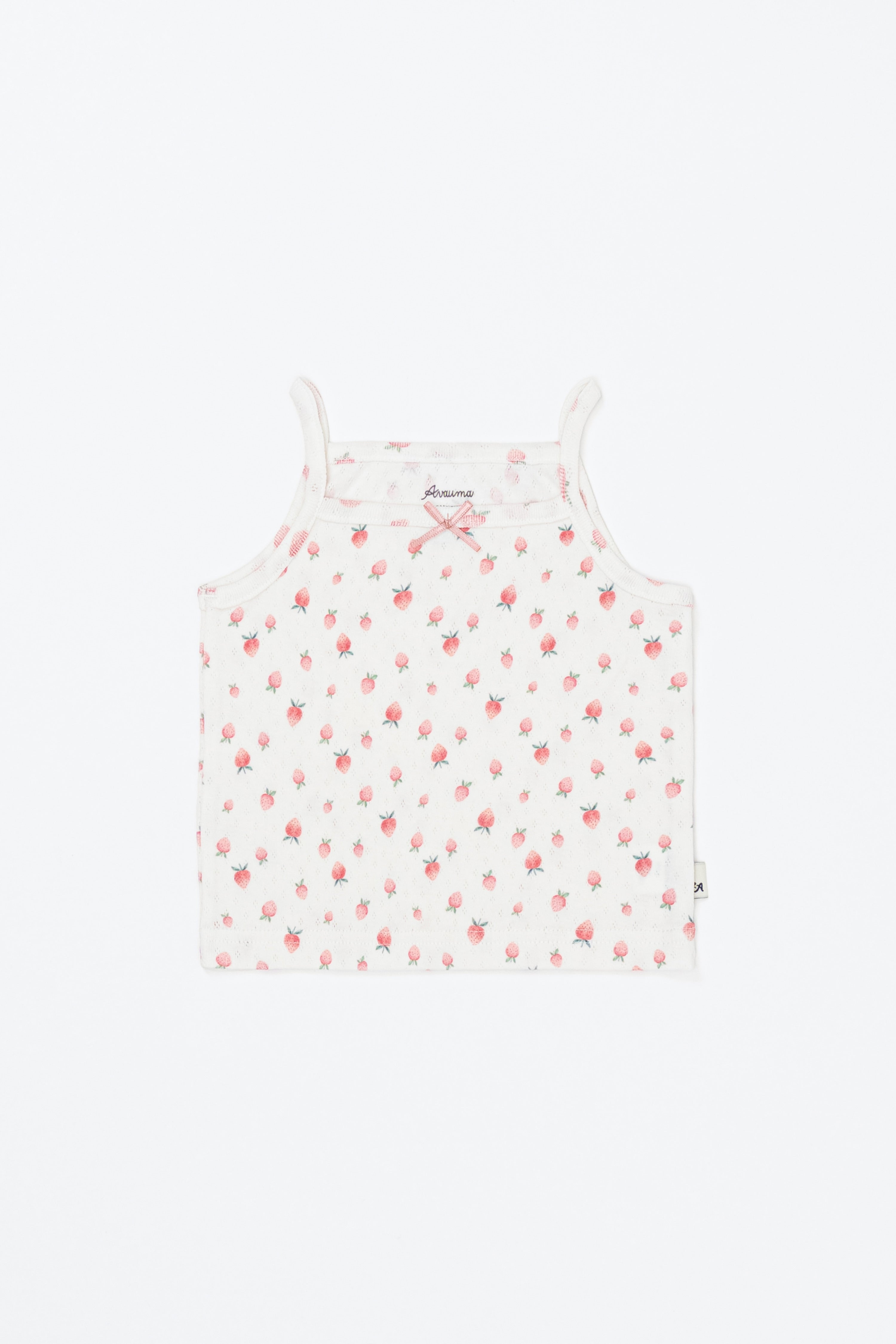 Flat lay of Avauma sleeveless top with strawberry cream pattern – light and breathable for summer
Flat lay of Avauma sleeveless top with strawberry cream pattern – light and breathable for summer