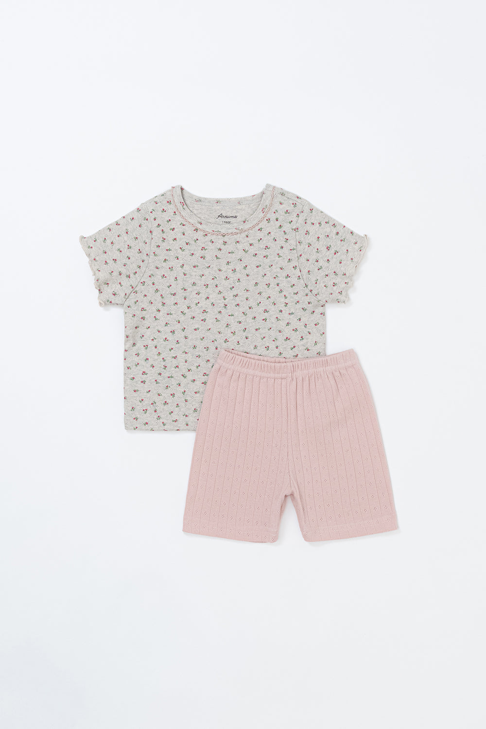 avauma breeze garden baby set oatberry cream, organic cotton summer baby outfit with floral print short sleeve top and pink shorts, soft and breathable baby clothes
avauma breeze garden baby set oatberry cream, organic cotton summer baby outfit with floral print short sleeve top and pink shorts, soft and breathable baby clothes