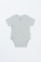 Flat Lay of Avauma Clare Mint Rose Short Sleeve Baby Bodysuit, Soft Cotton Onesie with Floral Print
Flat Lay of Avauma Clare Mint Rose Short Sleeve Baby Bodysuit, Soft Cotton Onesie with Floral Print