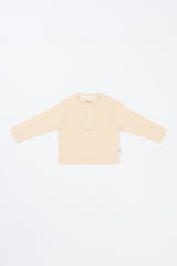 Avauma Lovely Breeze Henley Shirt in Sugar Cream – Long sleeve baby top with lace neckline
Avauma Lovely Breeze Henley Shirt in Sugar Cream – Long sleeve baby top with lace neckline