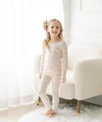 AVAUMA Violet Long Pajama Ivory Flower Pattern Perfect for all-day comfort, they're great for a relaxing day at home or any leisure activity. A reliable choice for parents seeking long-lasting sleepwear.