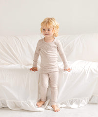 AVAUMA Momo Long Pajama Mocca Beige Flower Pattern Perfect for all-day comfort, they're great for a relaxing day at home or any leisure activity. A reliable choice for parents seeking long-lasting sleepwear.