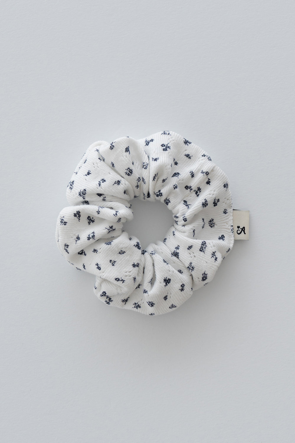 Indigo whisper floral scrunchie with navy flower print on white – Avauma

