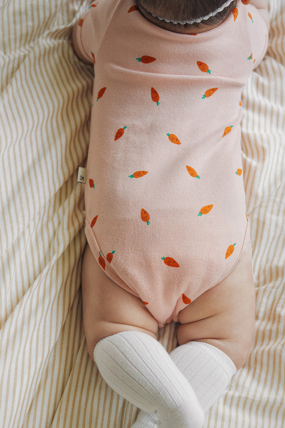 Avauma baby bodysuit outfit short sleeve pink carrot print comfortable newborn daily wear