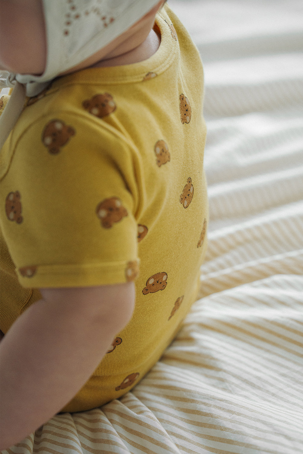 Avauma baby bodysuit detail short sleeve wrap style yellow bear print snap closure cotton fabric