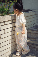 Avauma toddler outfit sky blossom floral pants breathable summer baby outfit side view