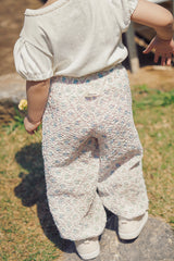 Avauma toddler floral pants back view lightweight crinkle summer pants baby outfit