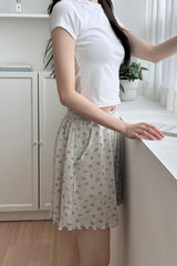 Side view of Avauma Petitbloom mom shorts rosy cream, lightweight and comfy design.

