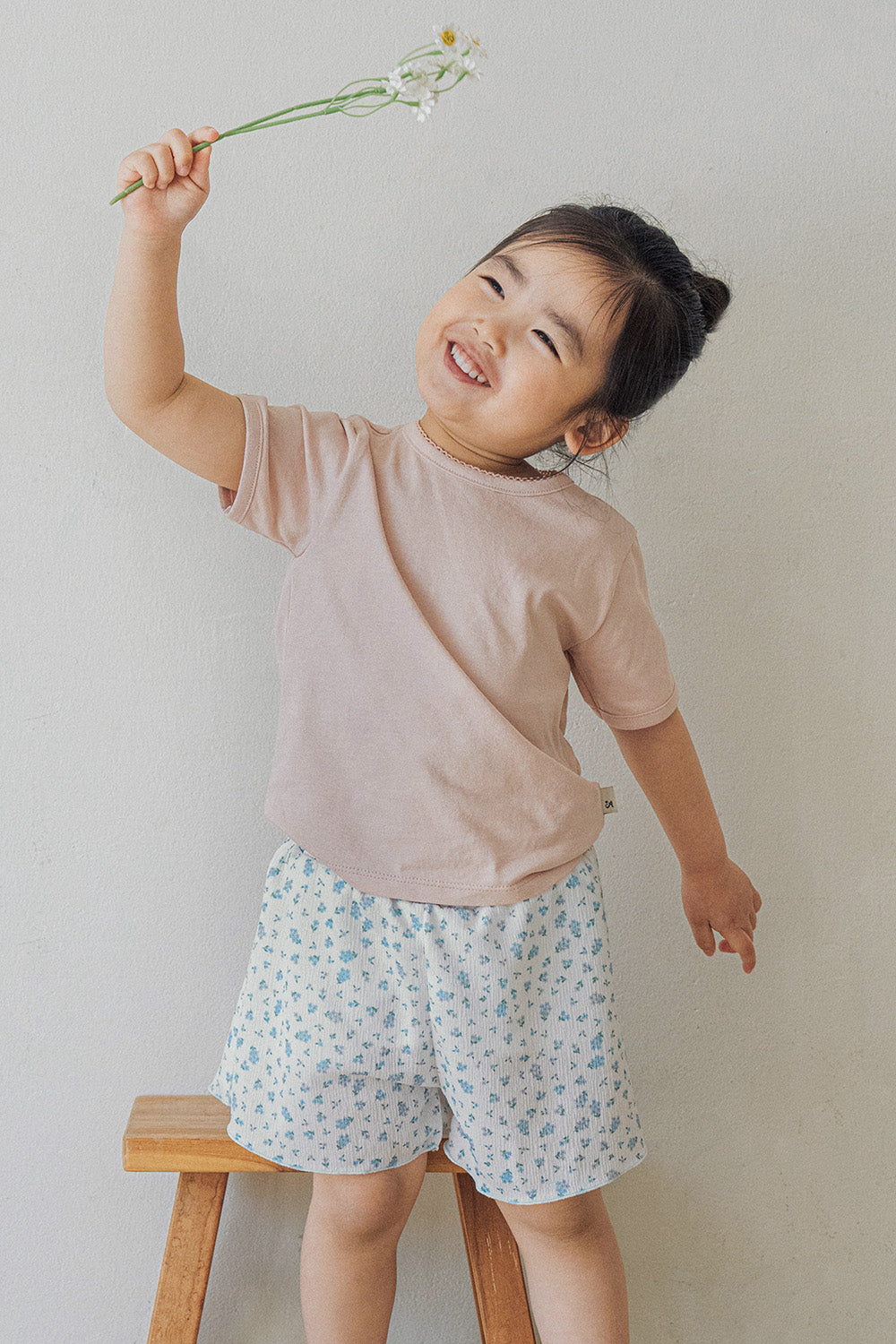 Avauma baby outfit neutral beige baby clothes cozy everyday babywear soft cotton tee