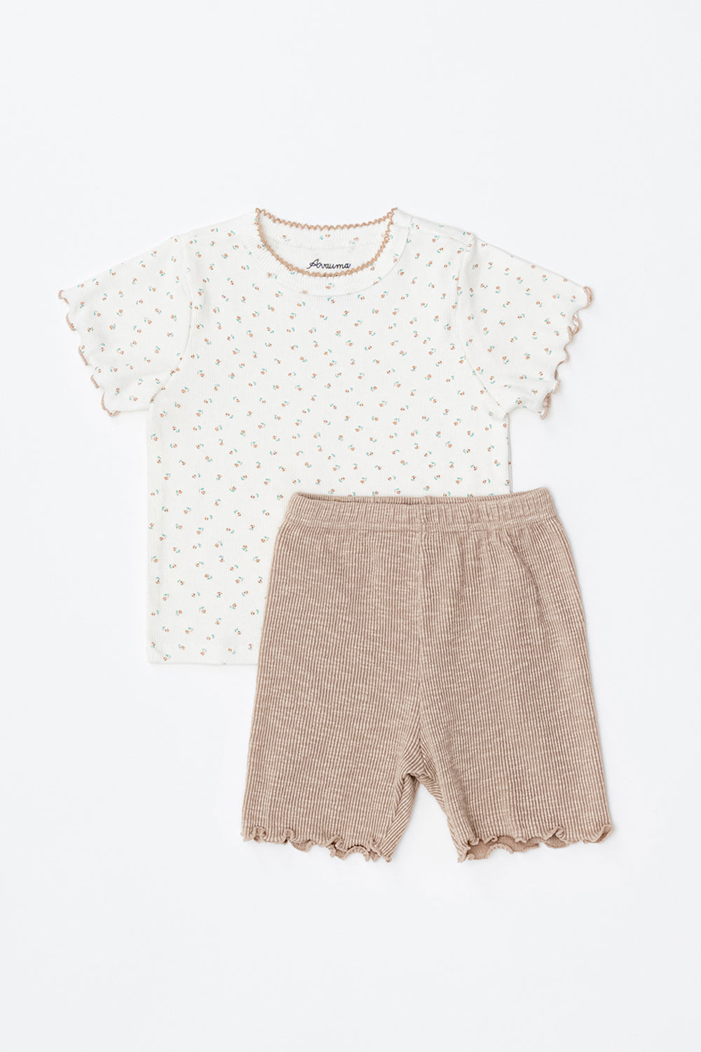 Avauma Pure Hug baby setup in honey beige featuring floral print t-shirt and ribbed shorts.